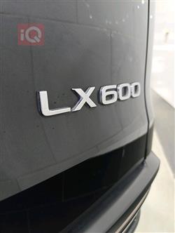 لێکزس LX